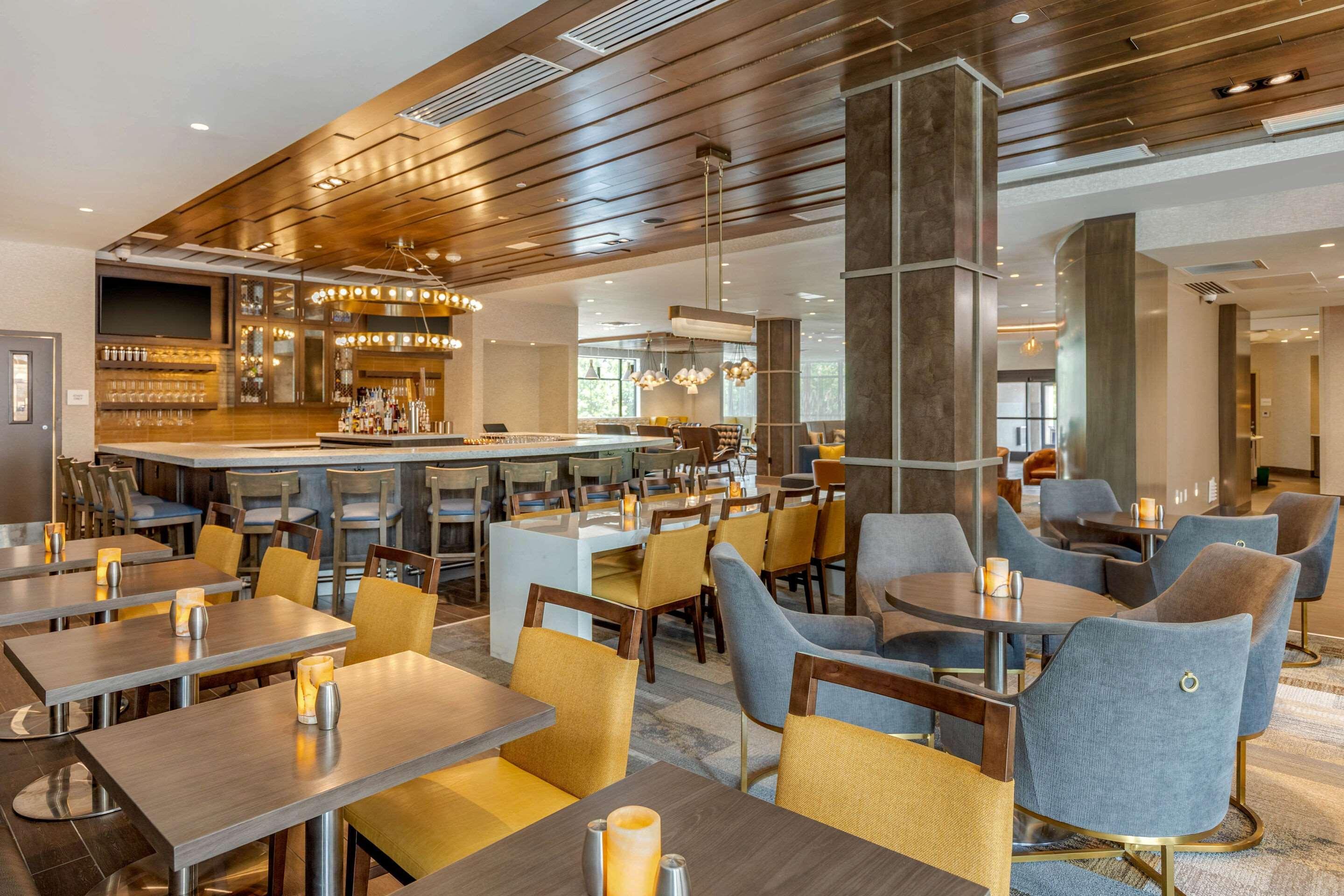 Cambria Hotel Orlando Airport Экстерьер фото